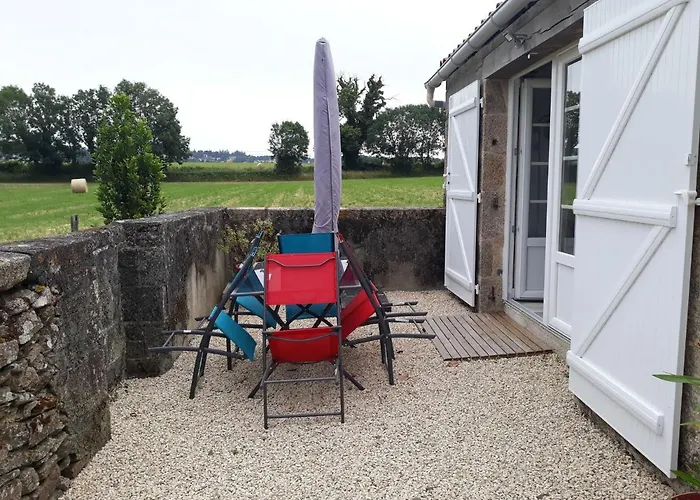 De La Ribotiere A 15 Min Du Puy Du Fou