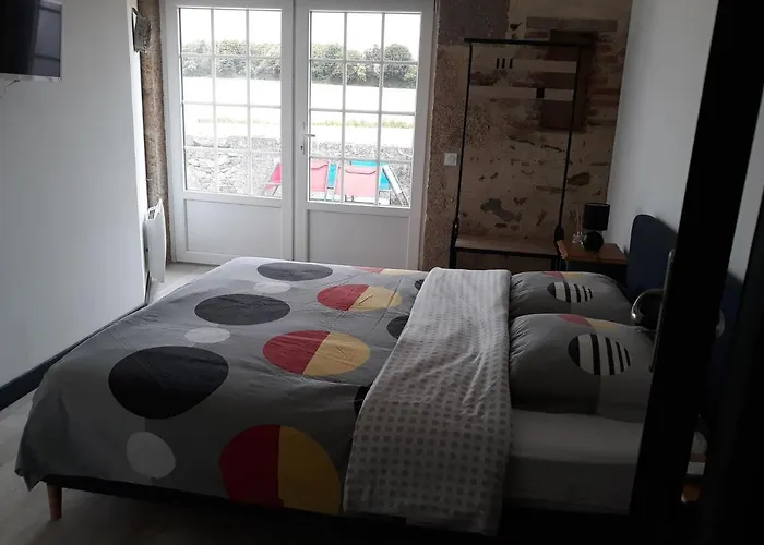 De La Ribotiere A 15 Min Du Puy Du Fou Feriehus *